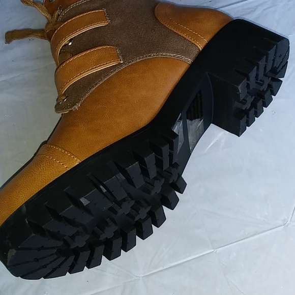 New Madigan Cognac/PU Combat Boot w Tw - Picture 12 of 12